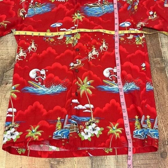 Pacific Legend Vintage Hawaiian Christmas Surfing Santa Button Down Shirt - Picture 4 of 7
